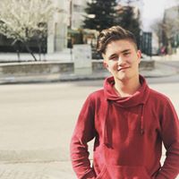 Akın Geçe