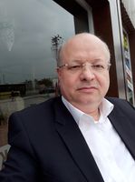 Hakan Karsaklı